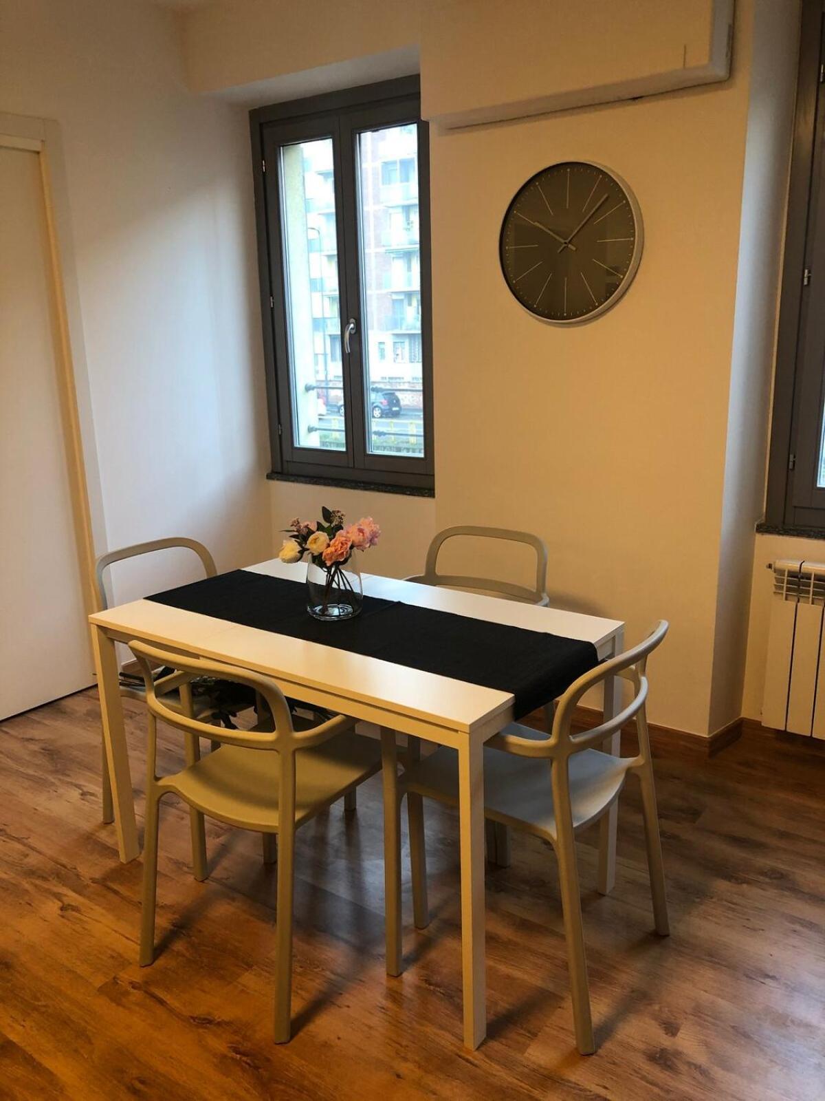 Design On Navigli Apartment *